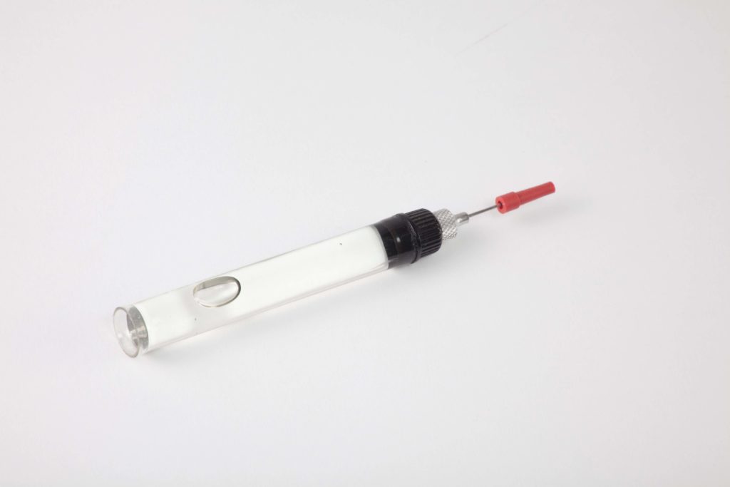 Precision Needle Oiler w/Syringe 1/2oz | S.M. Cristall Co.